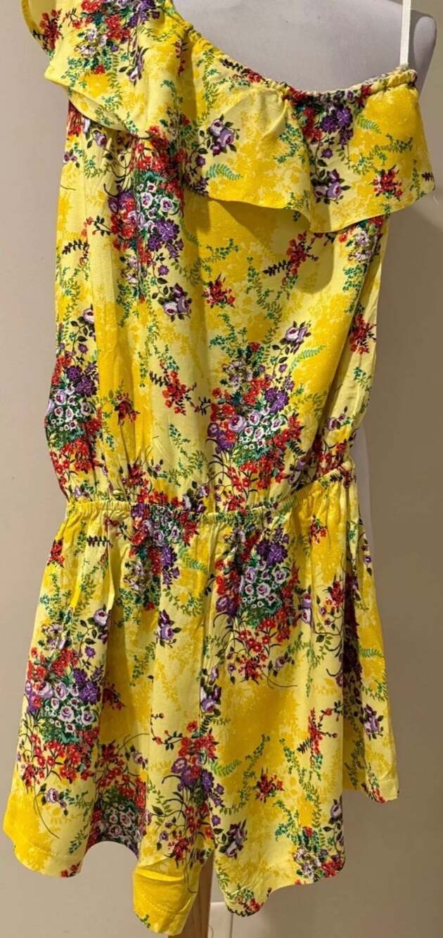 Body Central super cute floral romper yellow multicolor floral print boho